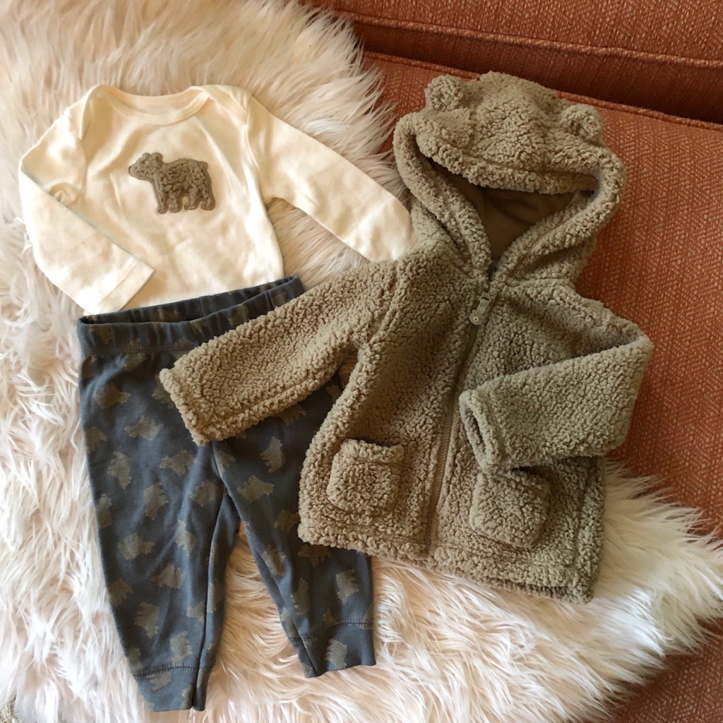 Carters Cuddly Bear Set! Euc